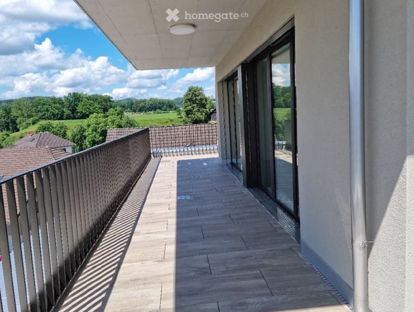 Exklusive 7.5-Zimmer-Dachwohnung mit Aussicht in Zwillikon 7