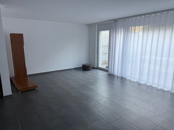 Familienfreundliches 8.5-Zimmer-Reihenhaus inkl. 2 PP 3