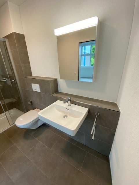 Möbiliertes Büro, Atelier, Showroom … mit separater Dusche und WC: 11