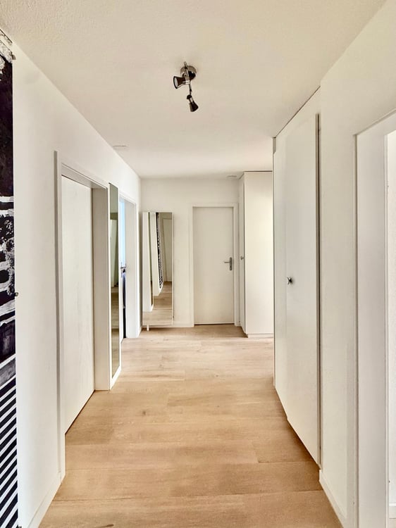 Attraktive 5.5-Zimmer-Wohnung mit traumhafter Seesicht steuergünstig gelegen 7