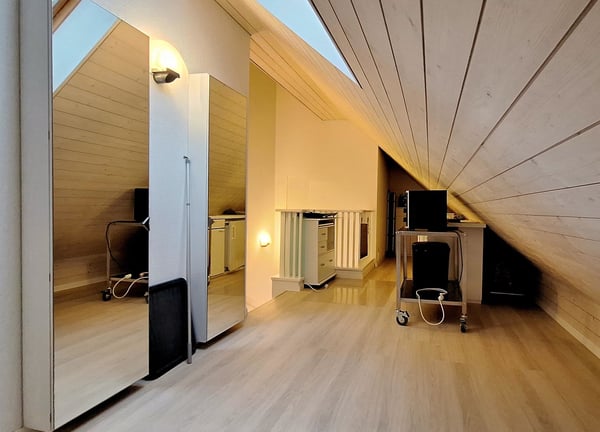 Studio an Einzelperson zu vermieten per 2. Februar 26 oder nach Vereinbarung (keine Vermittler!) 3