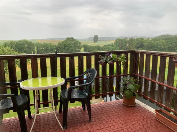 Spacieux appartement de 6.5 pièces avec balcon à Daillens 16