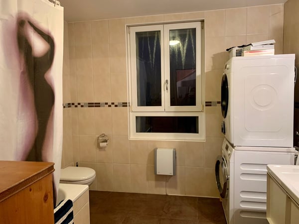Spacieux appartement de 6.5 pièces avec balcon à Daillens 13