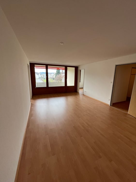 Die ideale Single-Wohnung. Grosszügiger Grundriss mit Balkon & Lift 2