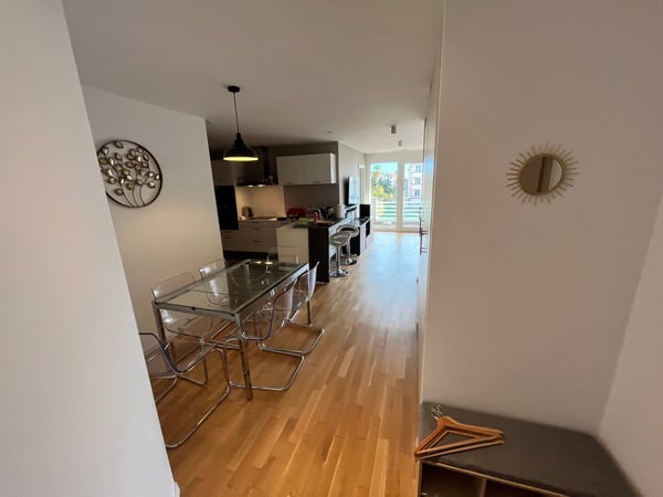 Appartement meublé 5.5 pièces moderne à Lausanne 2