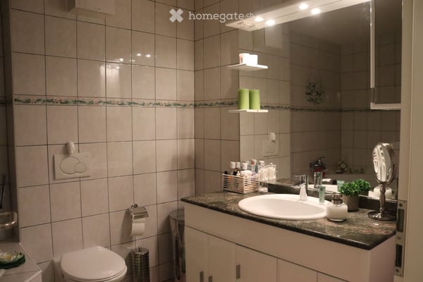 Angrenzendes Haus in Romont 13
