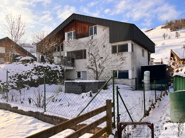 Grosszügiges Einfamilienhaus mit Garten &  Doppelgarage in ruhiger Lage in Stans zu vermieten 4