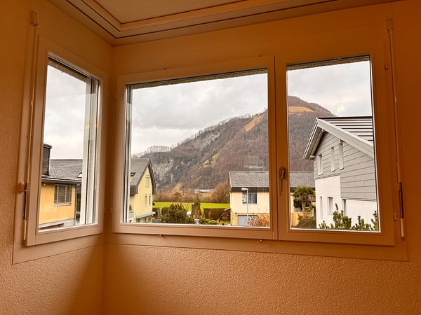 Grosszügiges Einfamilienhaus mit Garten &  Doppelgarage in ruhiger Lage in Stans zu vermieten 23