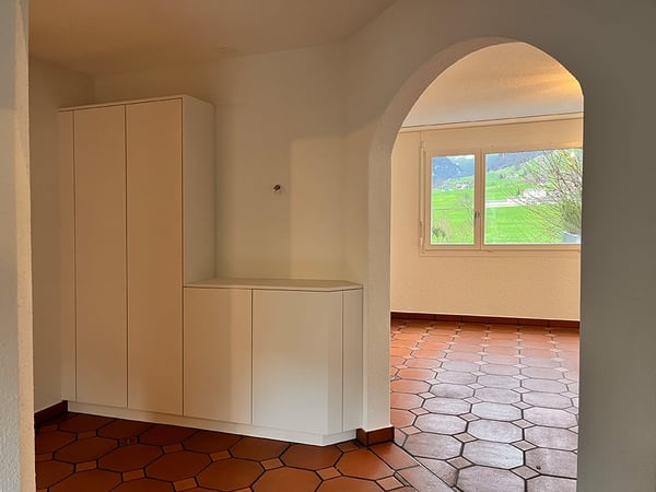 Grosszügiges Einfamilienhaus mit Garten &  Doppelgarage in ruhiger Lage in Stans zu vermieten 13