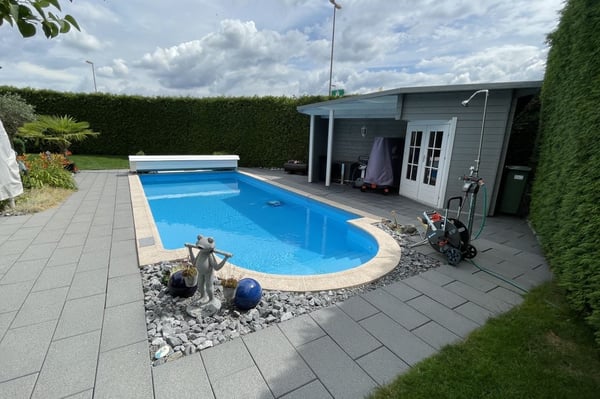 Charmantes 8.5-Zimmer-Einfamilienhaus mit Pool in Müllheim 4