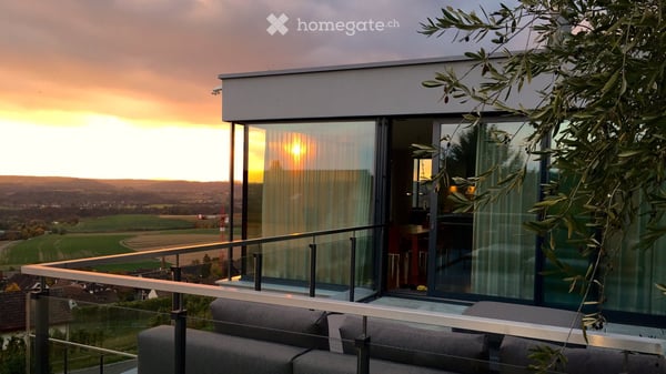Exklusives 5.5-Zimmer-Einfamilienhaus mit Panoramablick bis Eiger Mönch Jungfrau 12