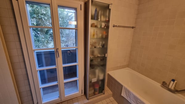 Secluded 3-Room Duplex in Historic Basel 13