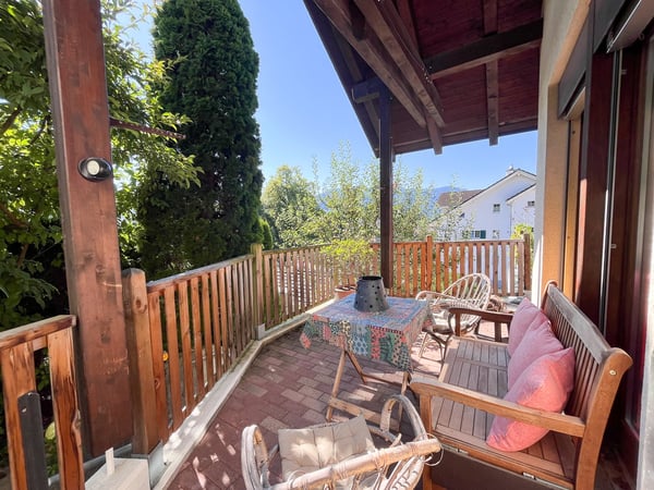 8½-Zimmer-Doppeleinfamilienhaus an beliebter Wohnlage 6