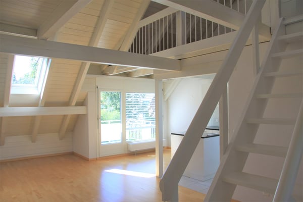 Sonnige 7.5-Zimmer-Dachwohnung mit Galerie und Balkon 3