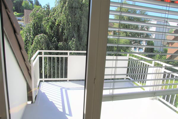 Sonnige 7.5-Zimmer-Dachwohnung mit Galerie und Balkon 12