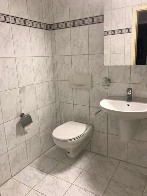 7 1/2 Zimmer Wohnung per 01.07.2026 8