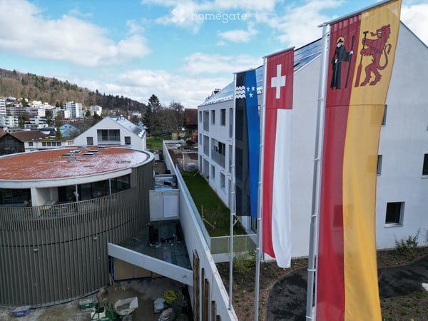 Erstvermietung von sehr grosszügigem Wohnraum an bester Zentrumslage (höchster Innenausbaustandard) 2