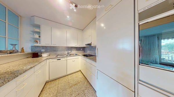 Charmante 2.5-Zimmer-Wohnung mit Panoramablick in Luzern 5