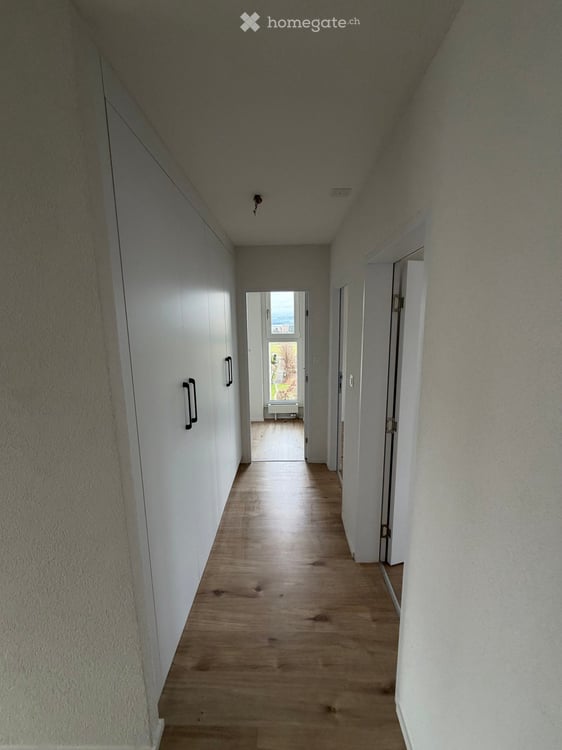 Moderne totalsanierte 5.5-Zimmer-Wohnung mit Balkon und Garage in Böttstein 7