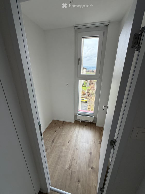 Moderne totalsanierte 5.5-Zimmer-Wohnung mit Balkon und Garage in Böttstein 13