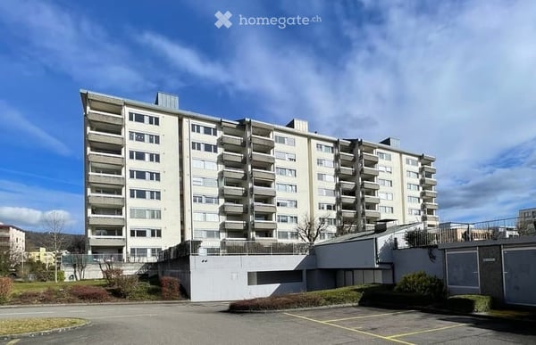 Moderne totalsanierte 5.5-Zimmer-Wohnung mit Balkon und Garage in Böttstein 3