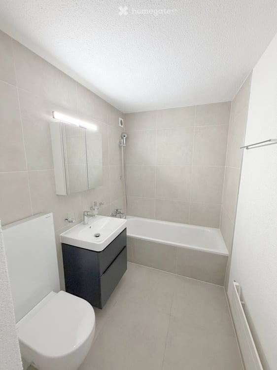 Moderne totalsanierte 5.5-Zimmer-Wohnung mit Balkon und Garage in Böttstein 10