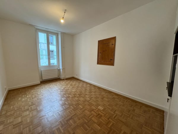 Quai de Lutry (Grand-Rue)–4.5 pièces traversant, 127 m²+balcon–rénové en 2026–vue spectaculaire lac 10