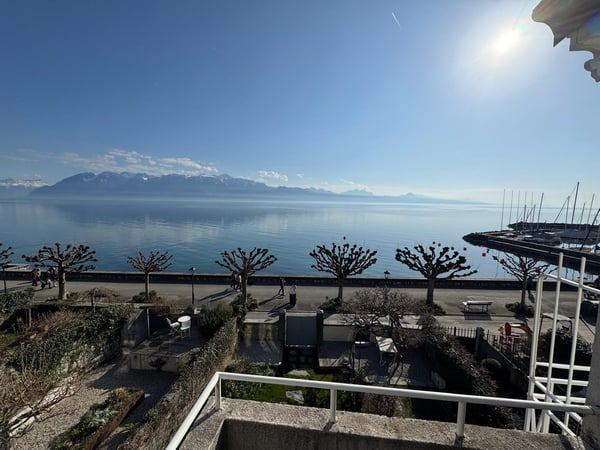 Quai de Lutry (Grand-Rue)–4.5 pièces traversant, 127 m²+balcon–rénové en 2026–vue spectaculaire lac 1