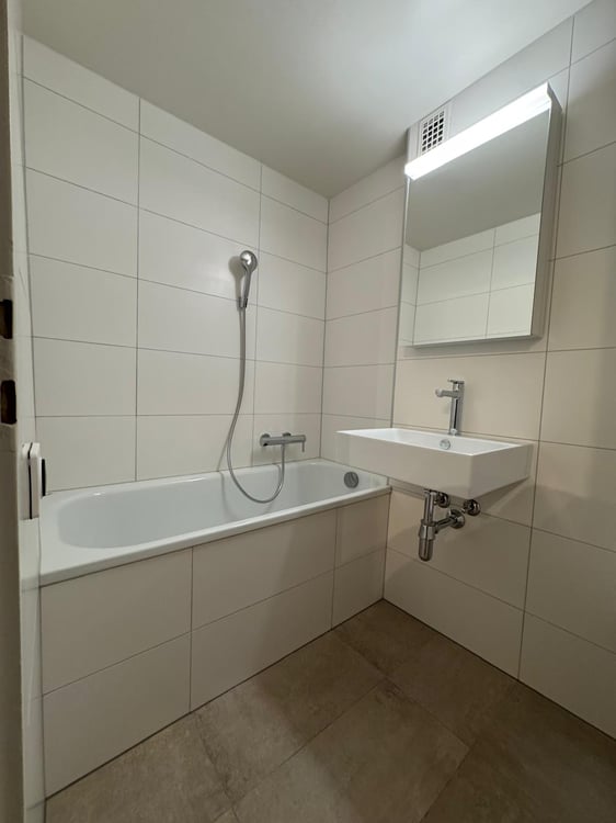 Quai de Lutry (Grand-Rue)–4.5 pièces traversant, 127 m²+balcon–rénové en 2026–vue spectaculaire lac 15