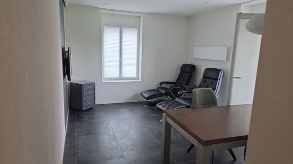 Modern 2.5-Room Apartment in New Building - Goldach 7