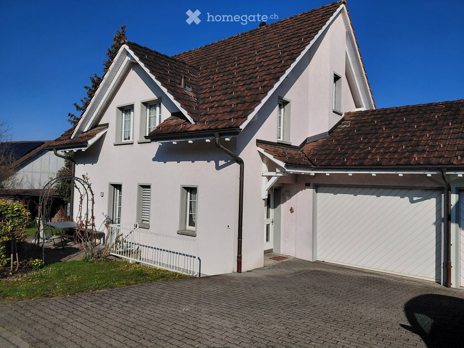 Immobilie in Wiezikon B. Sirnach - Charmantes 4.5-Zimmer-Doppeleinfamilienhaus in ruhiger Lage von Wiezikon - Bild 1