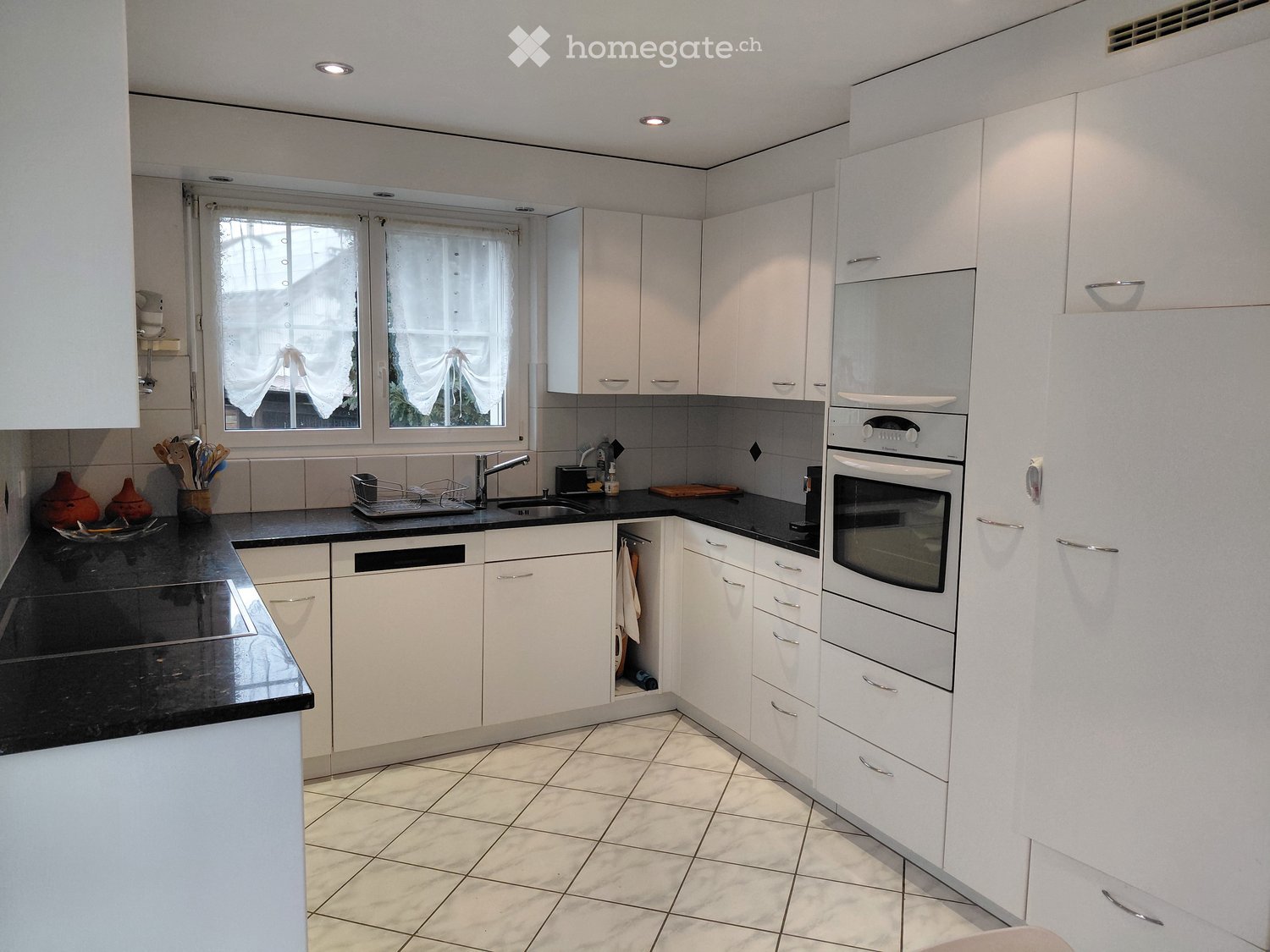 Immobilie in Wiezikon B. Sirnach - Charmantes 4.5-Zimmer-Doppeleinfamilienhaus in ruhiger Lage von Wiezikon - Bild 2