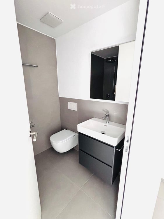 Attraktive Neubau-Gewerbefläche für Office, Praxis, Kosmetik oder Atelier inkl. Küche & Badezimmer 5