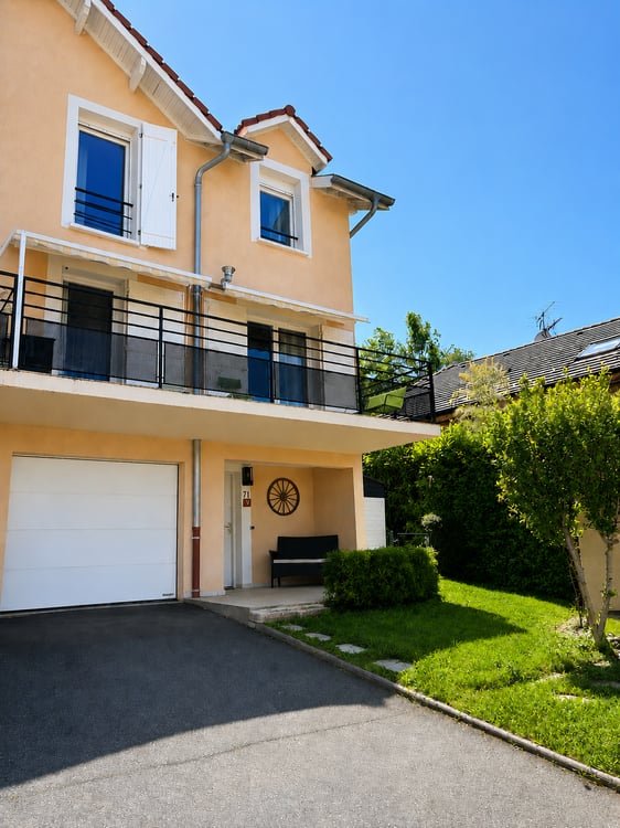 Maison familiale 180 m² utile – Proximité immédiate Genève – Cadre résidentiel 2