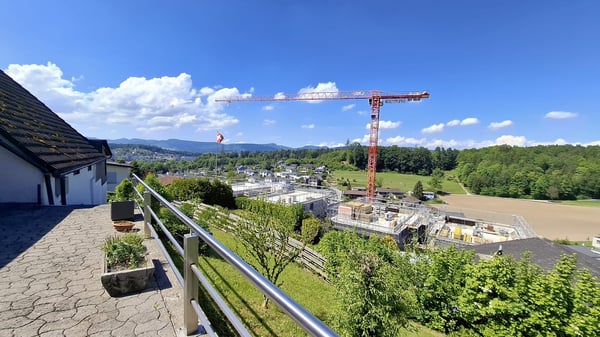 Charmantes Studhaus mit grossem Grundstück am Sonnenhang 4