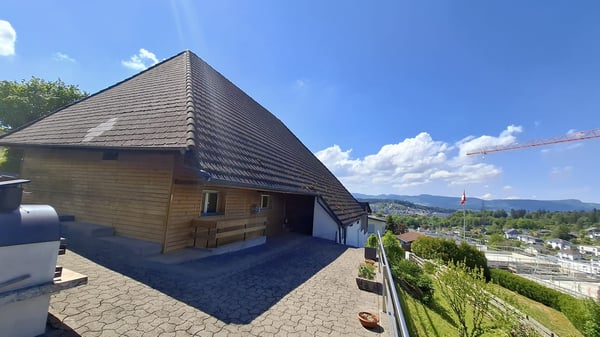 Charmantes Studhaus mit grossem Grundstück am Sonnenhang 3