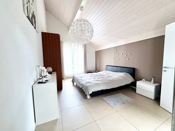 Magnifique Lumineux 4,5p en duplex au centre et au calme de Genolier 4