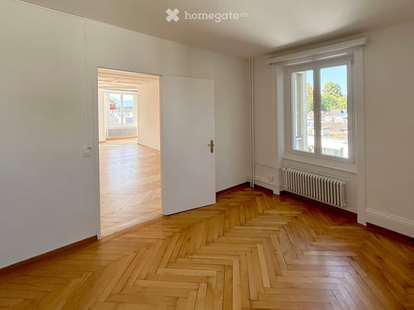 Charmante 3.5-Zimmer-Wohnung mit Panoramablick in Luzern 8