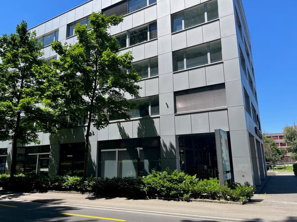 240 m2 Gewerbefläche EG an bester Verkehrslage, Stadt Zug 2