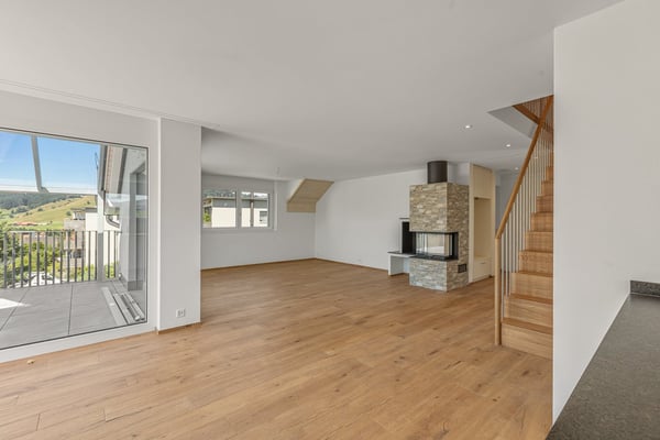 Topmoderne 5.5-Zimmer-Maisonette-Wohnung (Süd) auf 2 Etagen – Neubau mit traumhafter Aussicht 2
