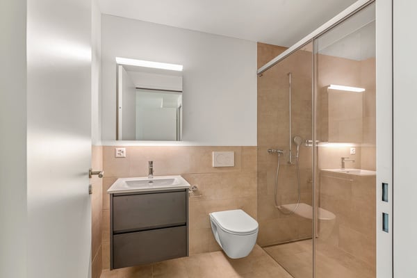 Topmoderne 5.5-Zimmer-Maisonette-Wohnung (Süd) auf 2 Etagen – Neubau mit traumhafter Aussicht 9