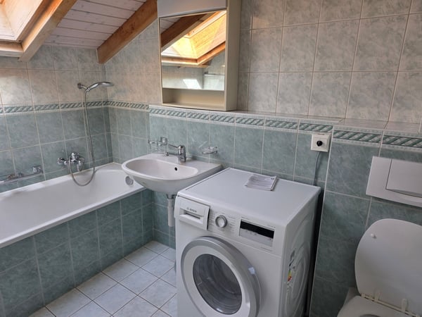 Spacieux appartement en duplex de 4 pièces avec vue à Bevaix 3