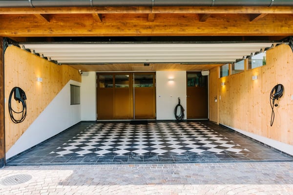 Moderner Landhaus-Neubau mit Luxusausstattung, Weitblick & Smart Home – 25min von Zürich 9