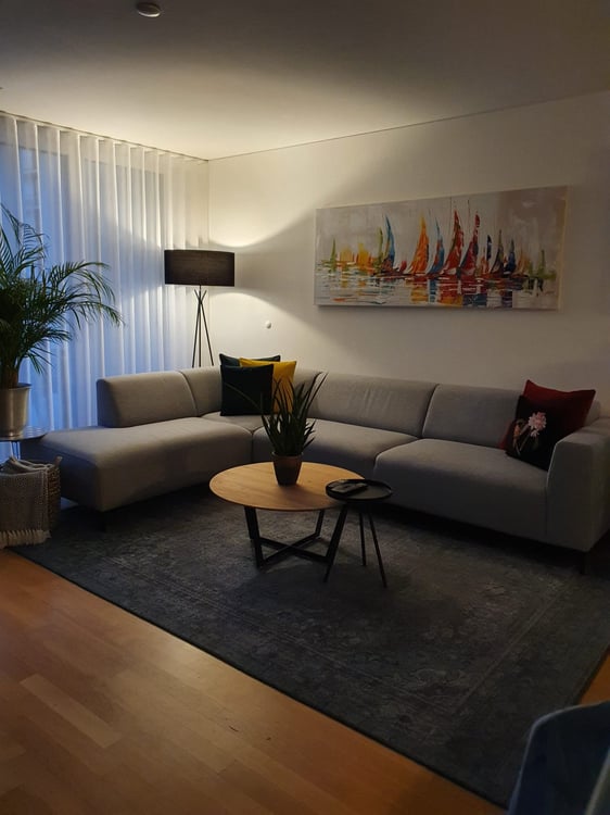 Moderne 3.5-Zimmer-Maisonette-Wohnung mit Garten, Terrasse und Vorgarten in Wallisellen 8