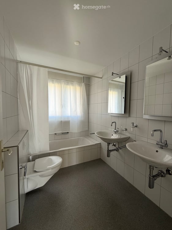Gemütliche 3.5-Zimmer-Wohnung mit Seeblick in Unterägeri 10