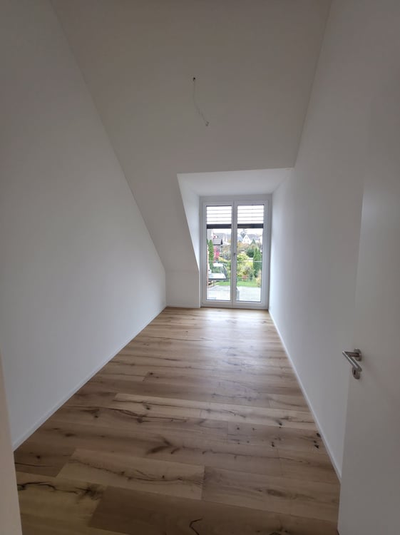 Moderne Maisonette-Wohnung mit Hausgefühl & Balkon 9
