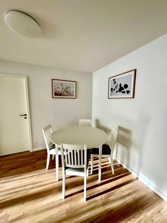Spacious 4.5-room apartment with stunning views in Montreux 3