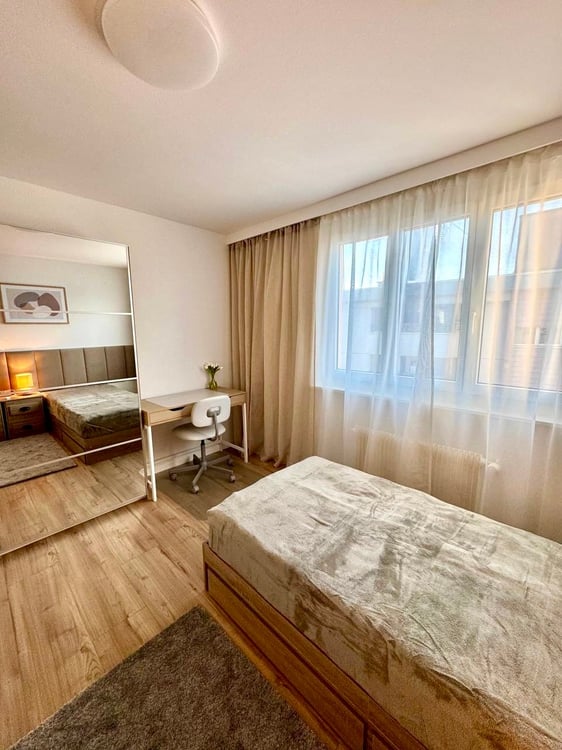 Spacious 4.5-room apartment with stunning views in Montreux 5