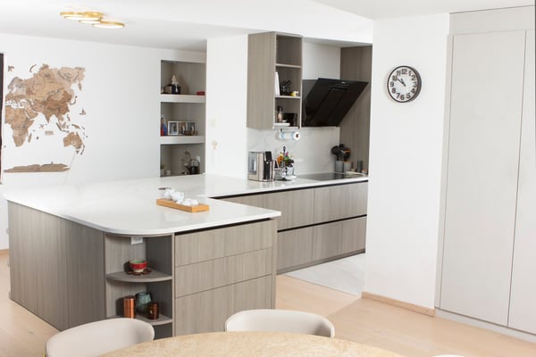 Spacious 6.5-Room Apartment in Le Mont-sur-Lausanne – Modern Living at Its Finest 3