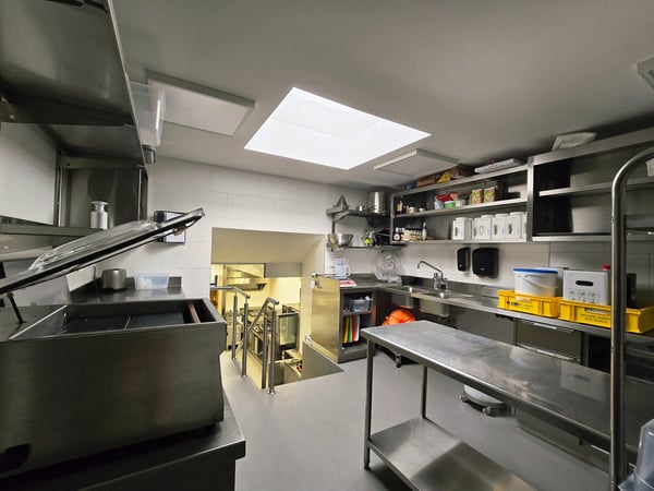 Gastronomieobjekt im Zentrum von Glarus – Ideal für Restaurant, Café, Vinothek, Bar 11